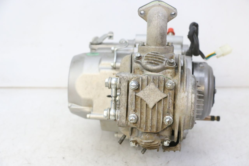 photo de MOTOR APOLLO RFZ 150