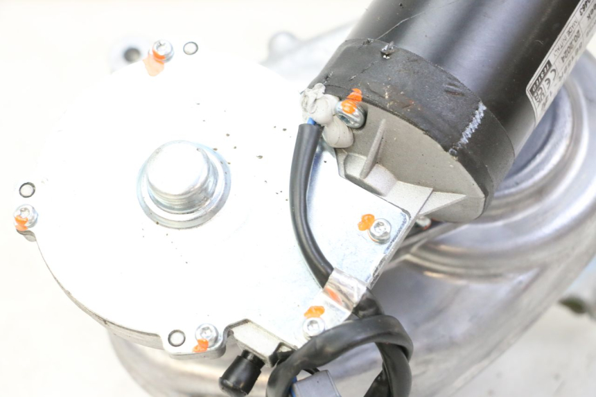 photo de MOTOR ROLL LOCK PIAGGIO MP3 HPE 310 (2024 - 2025)