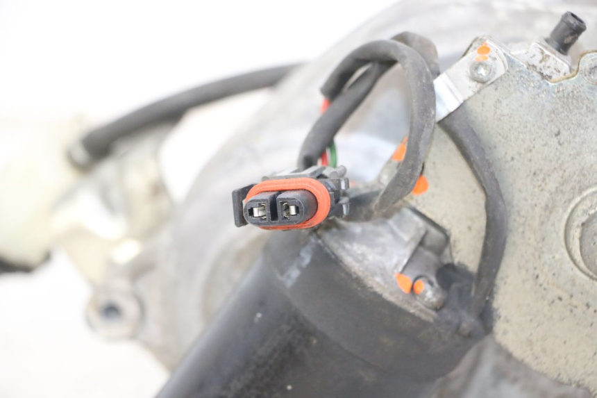 photo de MOTOR ROLL LOCK PIAGGIO MP3 125 (2006 - 2014)