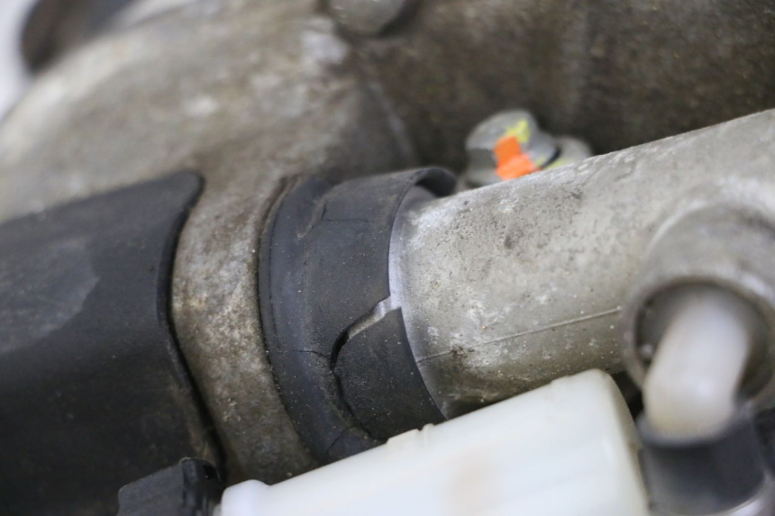 photo de MOTOR ROLL LOCK PIAGGIO MP3 LT 400 (2007 - 2012)