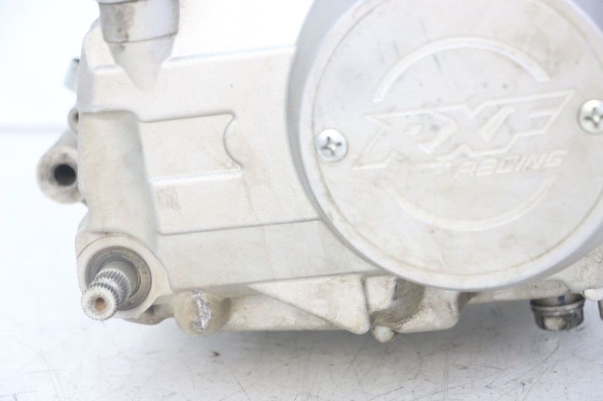 photo de MOTOR APOLLO RXF 125