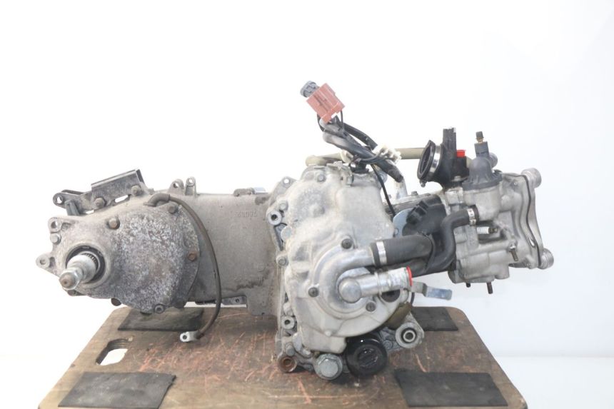 photo de MOTOR PEUGEOT SATELIS 300 (2012 - 2015) - Zoom auf Gebrauchszustand