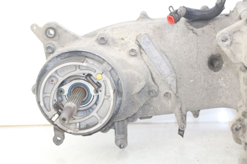 photo de MOTOR SUZUKI UH BURGMAN 125 (2002 - 2006)
