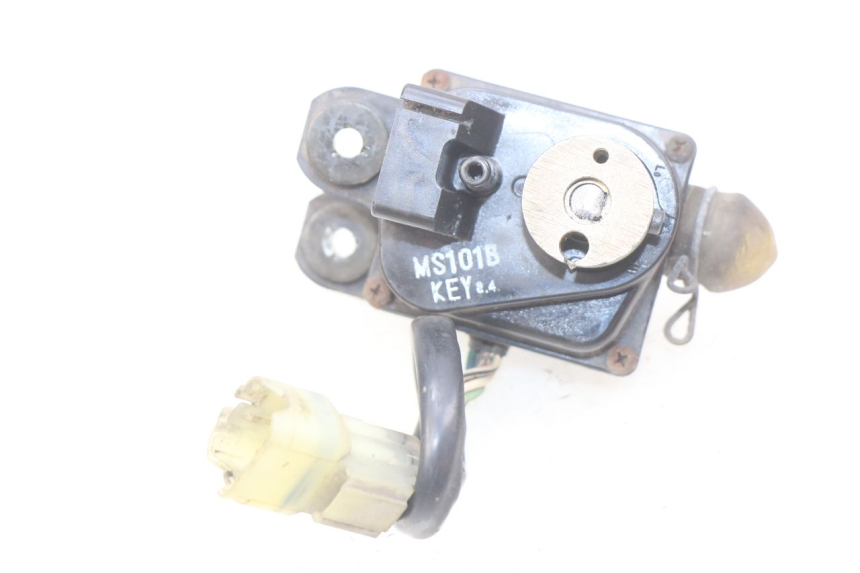 photo de MOTOR AUSPUFFVENTIL HONDA FES PANTHEON 2T 125 (1998 - 2002)