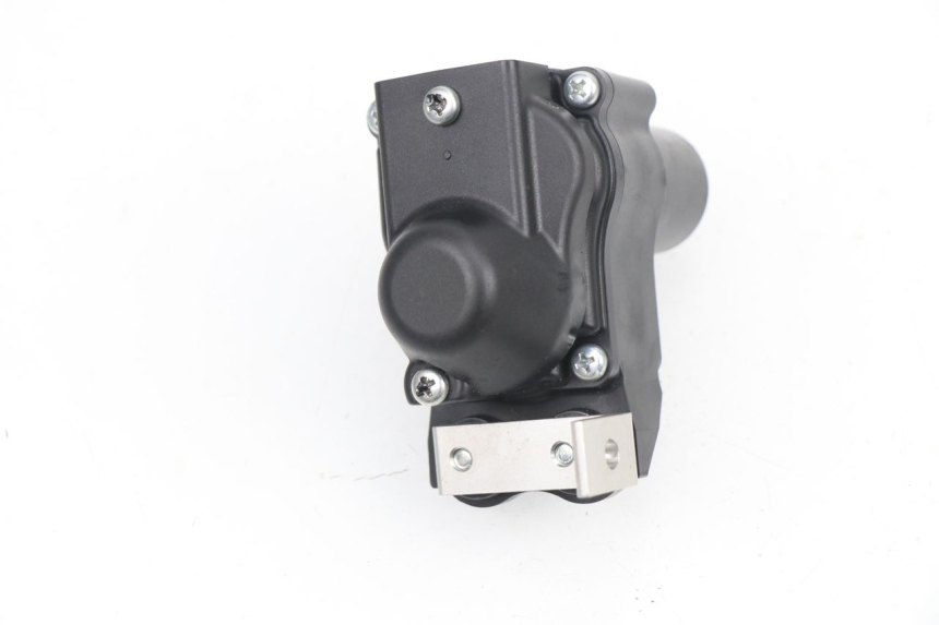 photo de AUSPUFFKLAPPE MOTOR YAMAHA YZF R1M R1 M 1000 (2015 - 2020)