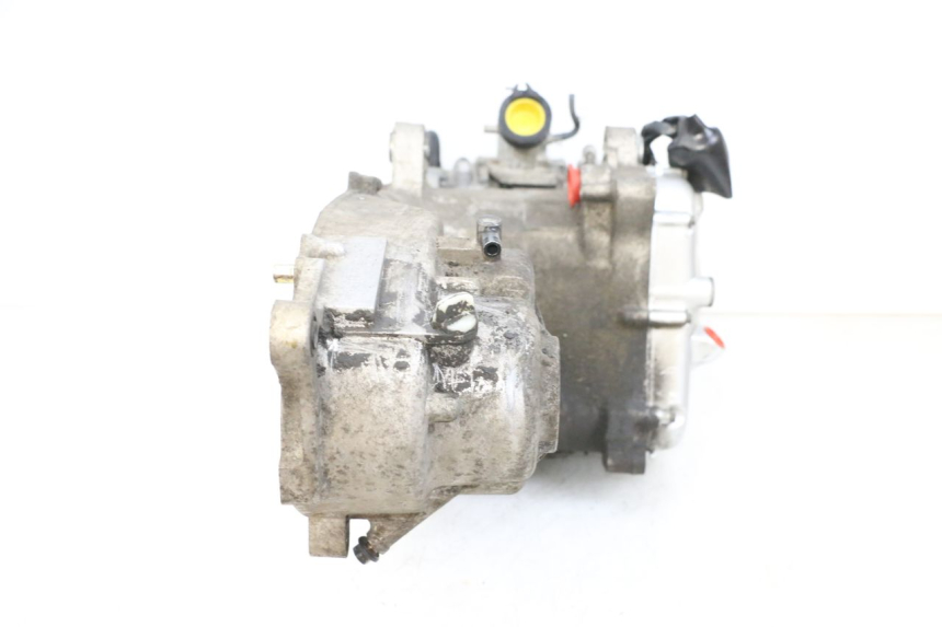 photo de MOTOR YAMAHA X-MAX XMAX 125 (2010 - 2013) - Details der Befestigungspunkte