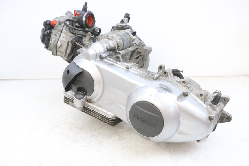 photo de MOTOR PIAGGIO XEVO - X EVO 125 (2007 - 2016) - Details der Befestigungspunkte