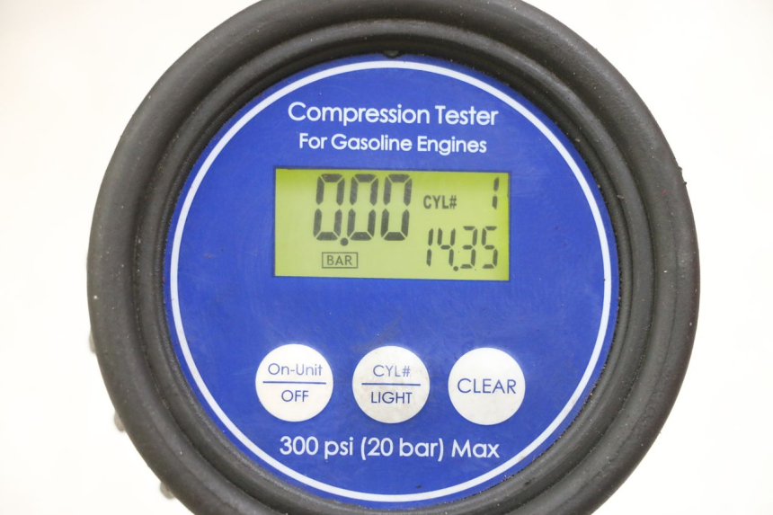 photo de MOTOR YAMAHA XJ6 ABS 600 (2008 - 2016)