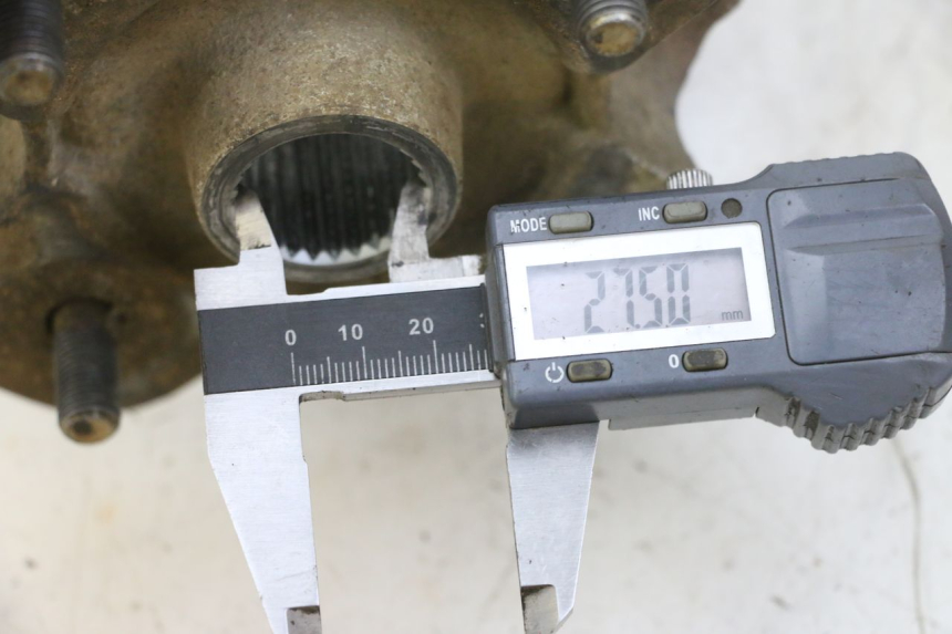 photo de RADNABE HINTER YAMAHA YFM GRIZZLY 550 (2008 - 2015)