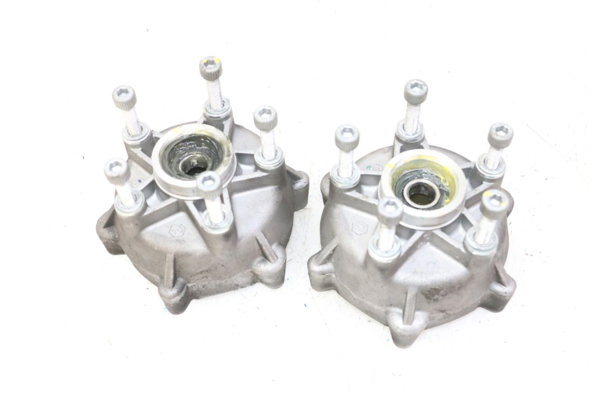 photo de RADNABE VORNE PIAGGIO MP3 HPE 310 (2024 - 2025)