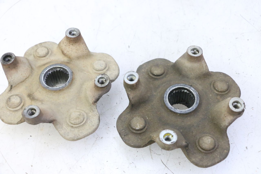 photo de RADNABE VORNE YAMAHA YFM GRIZZLY 550 (2008 - 2015)