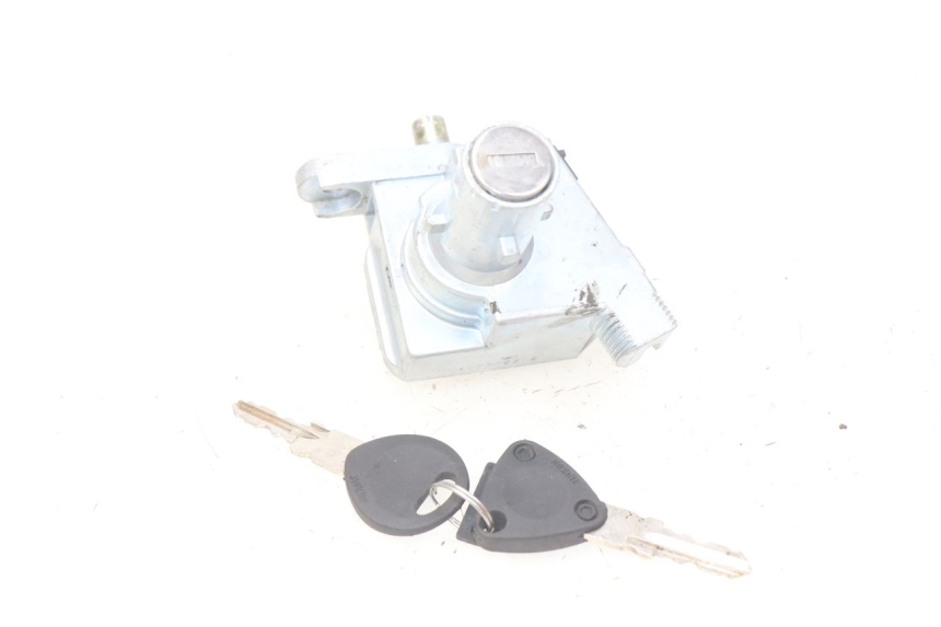 photo de ZüNDSCHLOSS MBK BOOSTER SPIRIT NAKED 50 (2004 - 2017)