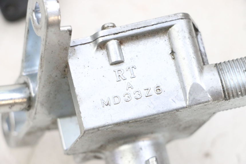 photo de ZüNDSCHLOSS MBK BOOSTER SPIRIT NAKED 50 (2004 - 2017) - Zoom auf Gebrauchszustand