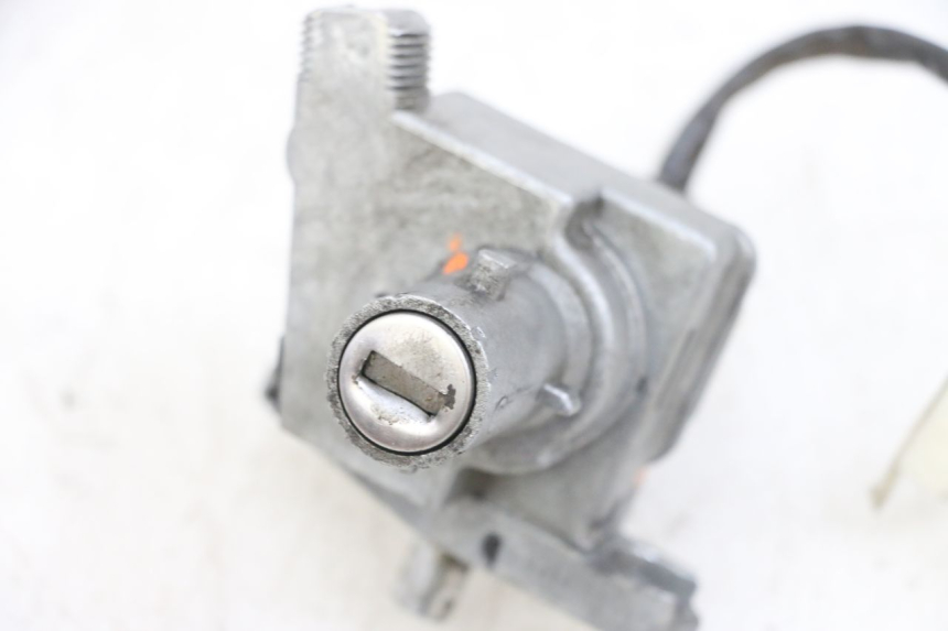 photo de ZüNDSCHLOSS YAMAHA BW'S EASY 50 (2013 - 2016) - Alternative Perspektive