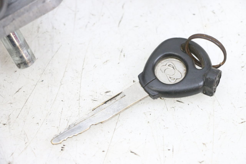 photo de ZÜNDSCHLOSS MBK FLIPPER 115 (2013 - 2017) - Kennzeichnungen und Originalreferenzen