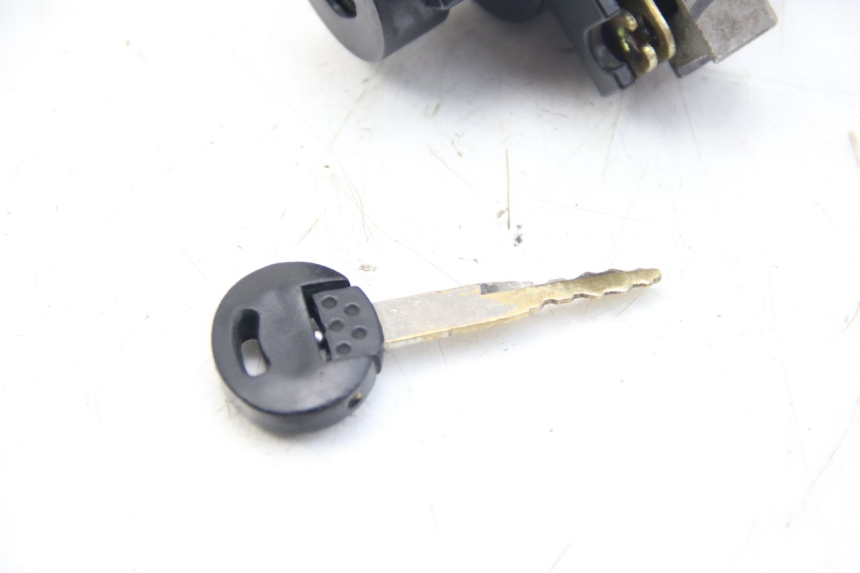 photo de ZüNDSCHLOSS PEUGEOT KISBEE 4T 50 (2018 - 2022)