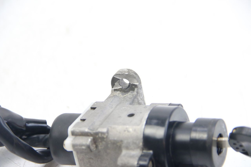 photo de ZüNDSCHLOSS PEUGEOT KISBEE 4T 50 (2018 - 2022)