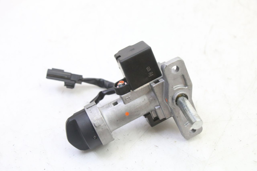 photo de ZÜNDSCHLOSS PIAGGIO MP3 HPE 310 (2024 - 2025)