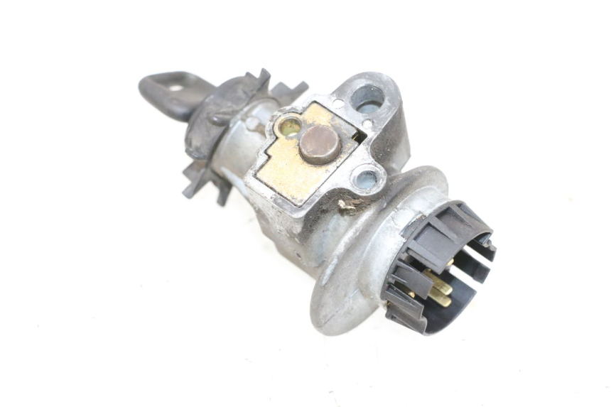 photo de ZÜNDSCHLOSS PEUGEOT TKR TREKKER FURIOUS 50 (2005 - 2014) - Technische Nahaufnahme