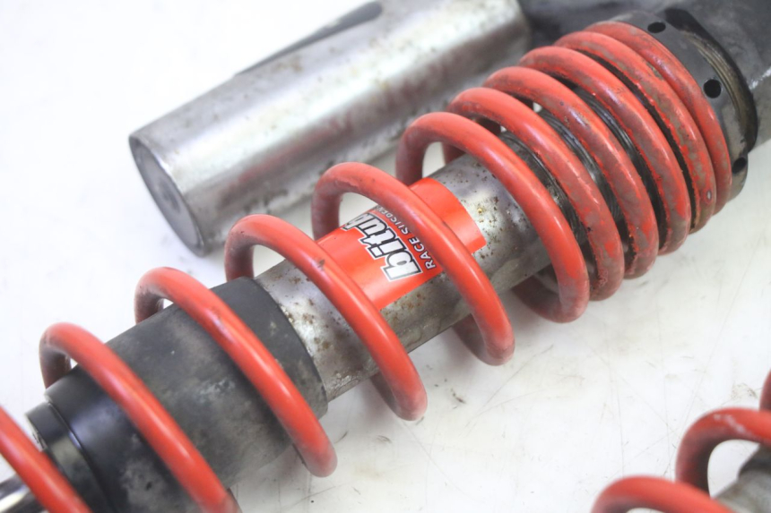 photo de PAAR FEDERBEIN PIAGGIO MP3 500 (2016 - 2018) - Kennzeichnungen und Originalreferenzen