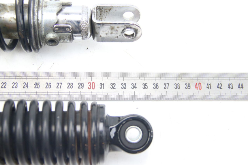 photo de HINTERE STOSSDÄMPFERPAAR SUZUKI SIXTEEN 125 (2008 - 2010)