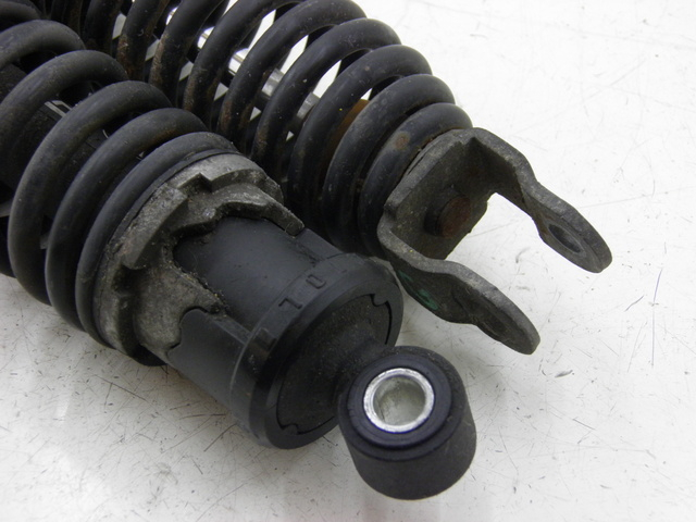 photo de HINTERE STOSSDÄMPFERPAAR YAMAHA YP MAJESTY 125 (2002 - 2006)