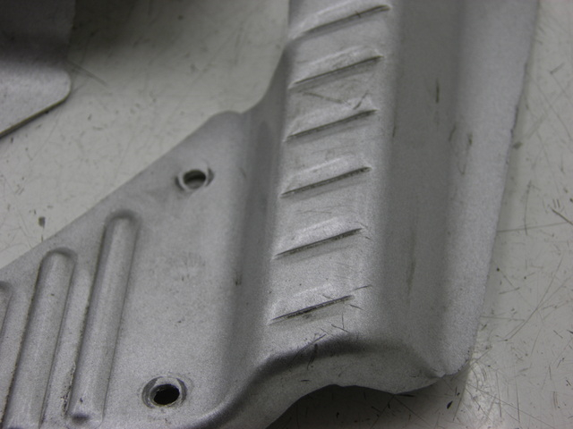 photo de FUSSRASTEN HINTEN BAOTIAN TRAVEL SPIRIT 50 (2010 - 2012)