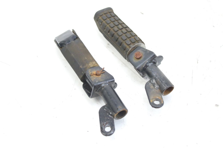 photo de PAAR FUßRASTENHALTER HINTEN WILDLANDER BISCUIT 125 (2004 - 2010)