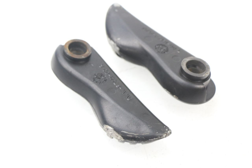 photo de PAAR FUßRASTENHALTER HINTEN MBK BOOSTER SPIRIT 50 (2004 - 2017)