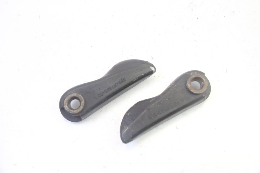 photo de PAAR FUßRASTENHALTER HINTEN MBK BOOSTER SPIRIT 50 (2004 - 2017) - Detailansicht des Bauteils