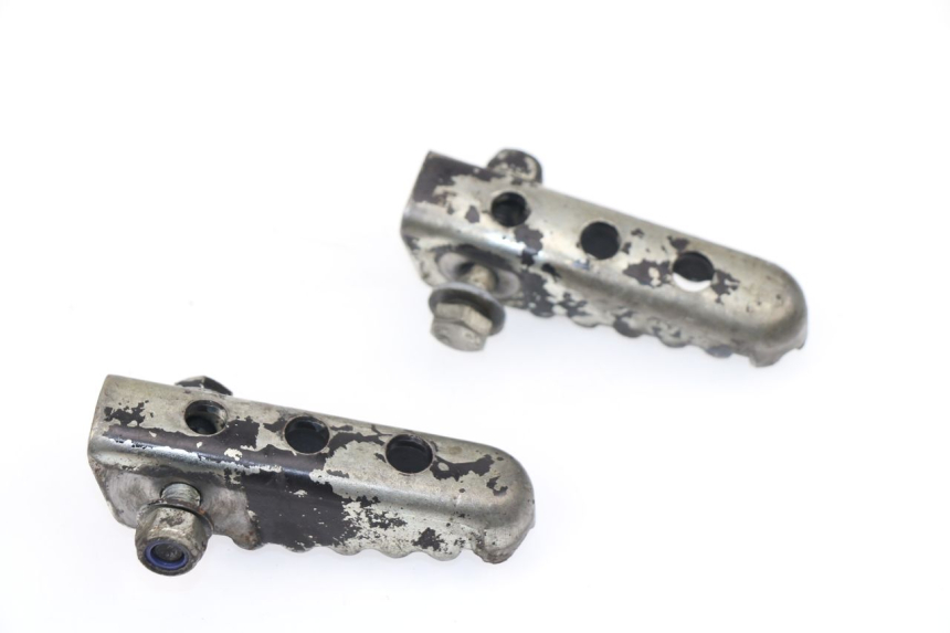 photo de FUSSRASTEN HINTEN DERBI SENDA SM DRD 50 (2008 - 2013)