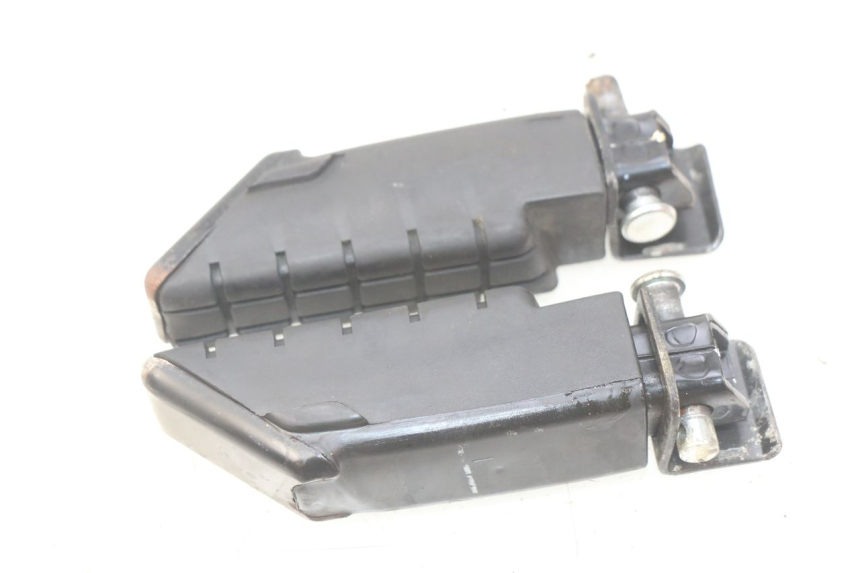 photo de PAAR FUßRASTENHALTER HINTEN YAMAHA D'ELIGHT DELIGHT 115 (2013 - 2017)