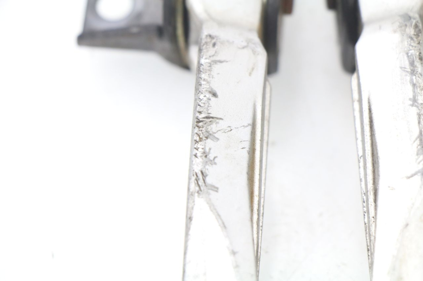 photo de FUSSRASTEN HINTEN SYM FIDDLE 3 III 50 (2014 - 2020)