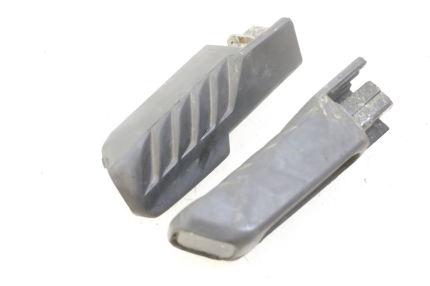 photo de PAAR FUßRASTENHALTER HINTEN HONDA FES S-WING SWING ABS 125 (2007 - 2015)