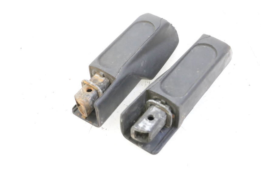 photo de PAAR FUßRASTENHALTER HINTEN HONDA FES S-WING SWING ABS 125 (2007 - 2015)