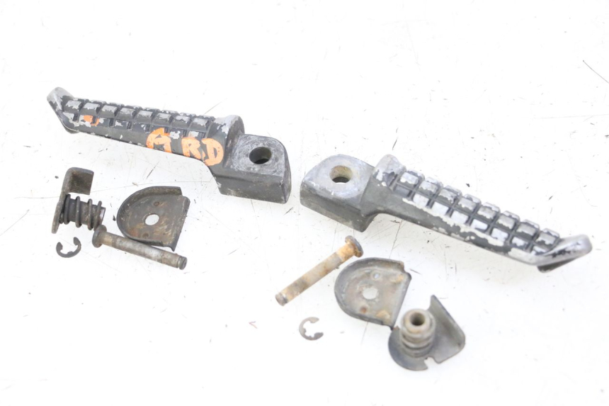 photo de FUSSRASTEN HINTEN KAWASAKI ZR7 ZR-7 S 750 (1999 - 2004)