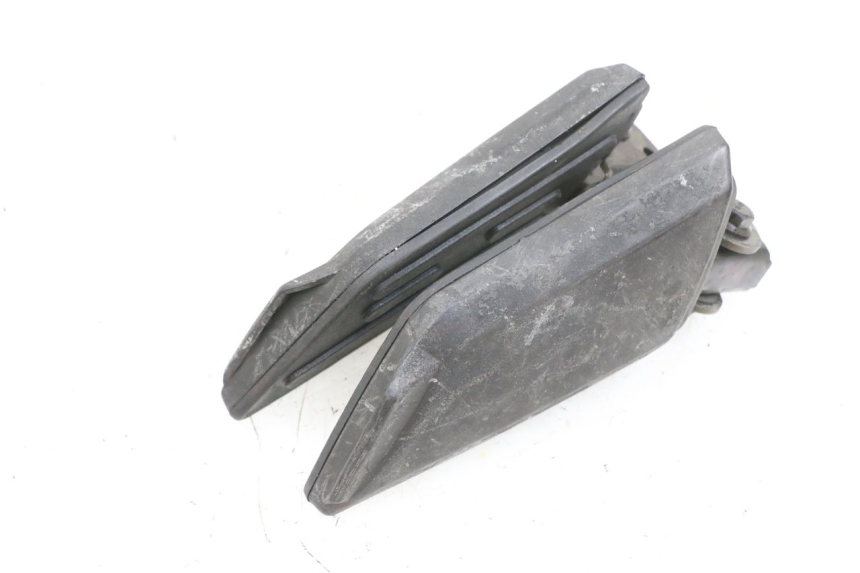 photo de PAAR FUßRASTENHALTER HINTEN PEUGEOT KISBEE 4T 50 (2010 - 2017) - Detailansicht des Bauteils