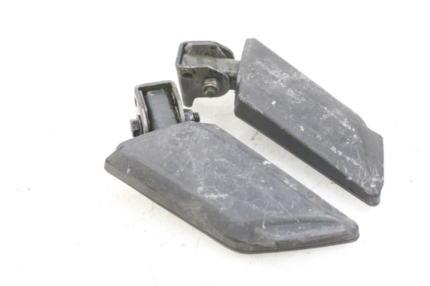 photo de PAAR FUßRASTENHALTER HINTEN PEUGEOT KISBEE 4T 50 (2010 - 2017) - Alternative Perspektive