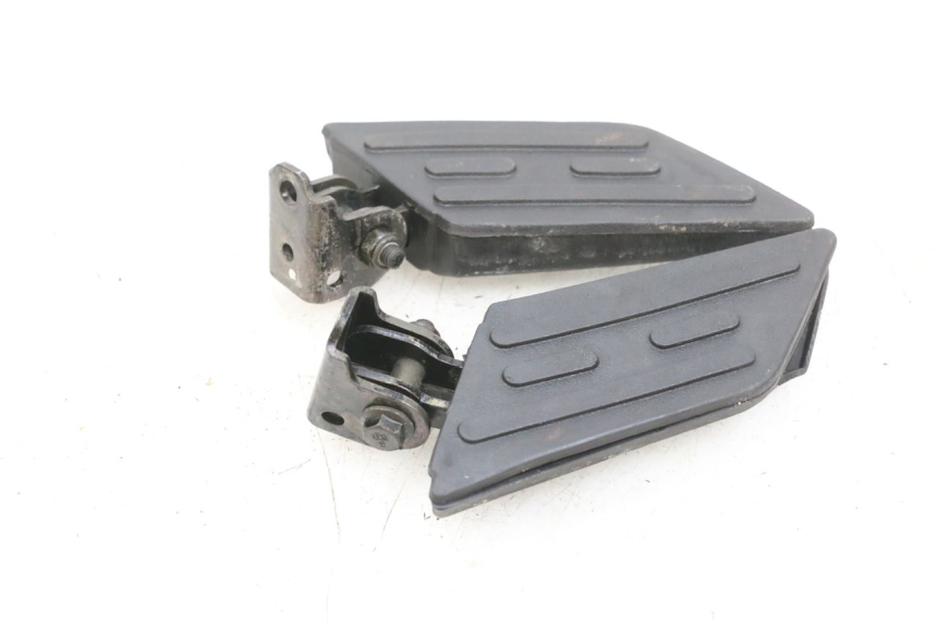 photo de PAAR FUßRASTENHALTER HINTEN PEUGEOT KISBEE 4T 50 (2010 - 2017) - Gesamtansicht des Produkts