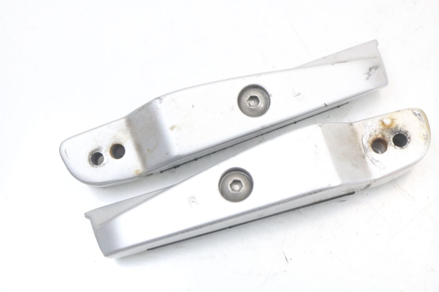 photo de FUSSRASTEN HINTEN KYMCO XCITING 250 (2006 - 2009)