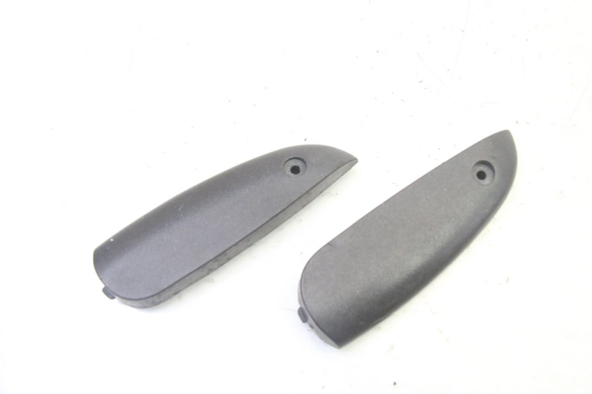 photo de FUSSRASTEN HINTEN PIAGGIO LIBERTY 4T 50 (2009 - 2015)