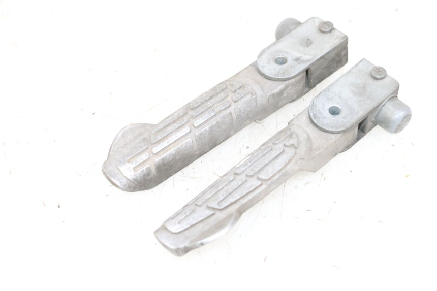 photo de PAAR FUßRASTENHALTER HINTEN KYMCO LIKE 125 (2009 - 2016) - Hauptansicht