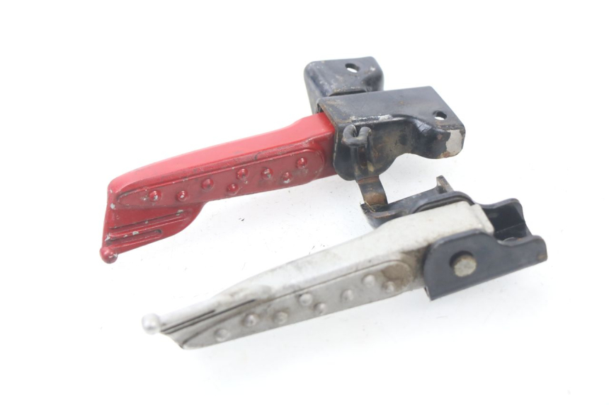 photo de FUSSRASTEN HINTEN SYM MIO 50 (2005 - 2010)