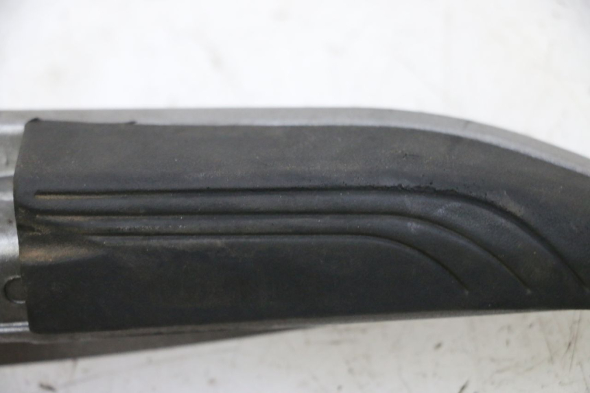 photo de FUSSRASTEN HINTEN PIAGGIO MP3 500 (2014 - 2016)