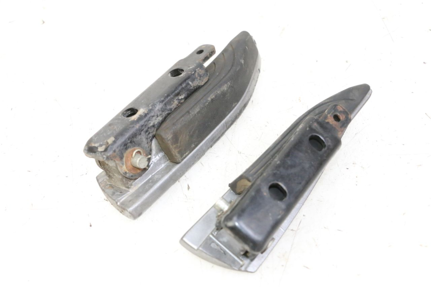 photo de FUSSRASTEN HINTEN PIAGGIO MP3 500 (2014 - 2016)
