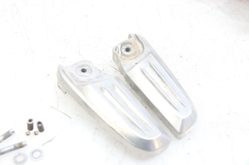 photo de PAAR FUßRASTENHALTER HINTEN HONDA PCX (JF47) 125 (2012 - 2013)