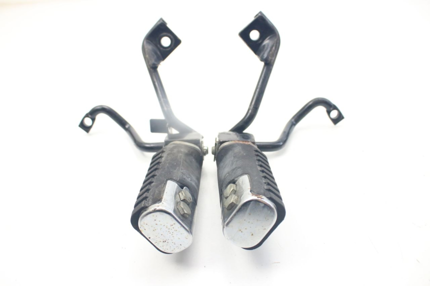 photo de PAAR FUßRASTENHALTER HINTEN KYMCO PEOPLE 250 (2004 - 2008)