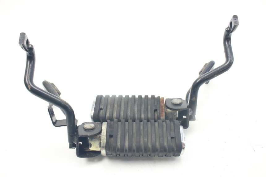 photo de PAAR FUßRASTENHALTER HINTEN KYMCO PEOPLE 250 (2004 - 2008)