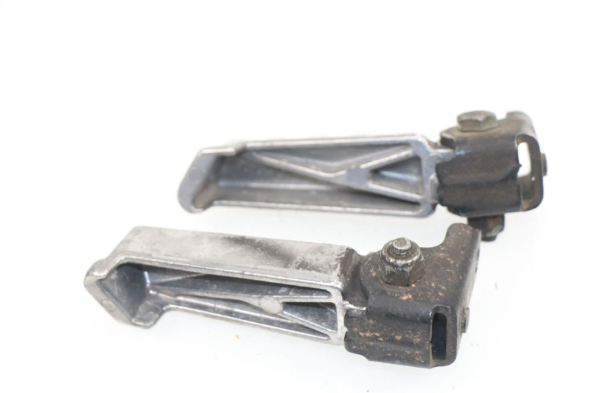 photo de PAAR FUßRASTENHALTER HINTEN PEUGEOT LUDIX 50 (2008 - 2017)