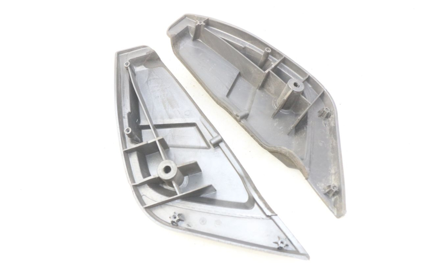 photo de PAAR FUßRASTENHALTER HINTEN PIAGGIO X9 EVOLUTION 500 (2003 - 2005)